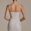 Robe courte moulante Aellin ornée, couleur blanc