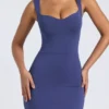 Robe courte moulante à encolure en cœur en modal Dove, couleur bleu marine Robe courte moulante à encolure en cœur en modal Dove, couleur bleu marine