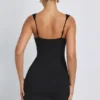 Robe courte moulante à encolure en cœur en modal Dove, couleur noir Robe courte moulante à encolure en cœur en modal Dove, couleur noir