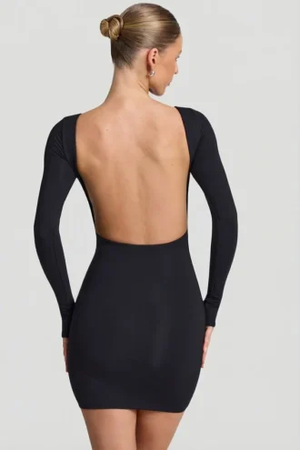 Robe courte moulante Lyla en modal avec dos nu, couleur noire