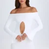 Robe courte à épaules dénudées et découpes Madelina en blanc Robe courte à épaules dénudées et découpes Madelina en blanc