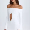 Robe courte à épaules dénudées et découpes Madelina en blanc Robe courte à épaules dénudées et découpes Madelina en blanc