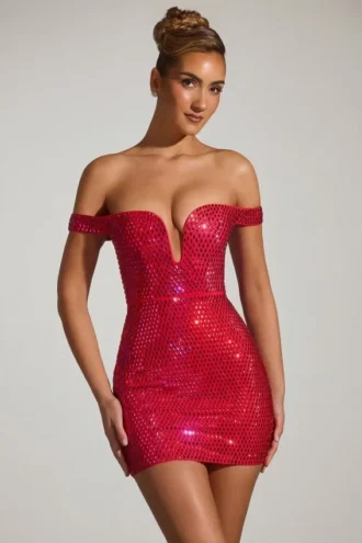 Robe courte à épaules dénudées Leonora ornée de strass, rouge cramoisi
