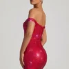 Robe courte à épaules dénudées Leonora ornée de strass, rouge cramoisi Robe courte à épaules dénudées Leonora ornée de strass, rouge cramoisi