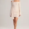 Robe courte à épaules dénudées Luzia avec détails en tricot, couleur crème Robe courte à épaules dénudées Luzia avec détails en tricot, couleur crème