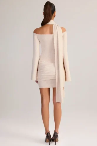 Robe courte à épaules dénudées Luzia avec détails en tricot, couleur crème
