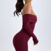 Robe courte à épaules dénudées Oriana en modal, couleur rouge vin Robe courte à épaules dénudées Oriana en modal, couleur rouge vin