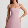 Robe courte structurée à col dos nu et coupe trapèze Odessa à fines rayures, couleur mauve