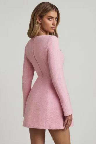 Robe courte structurée Tacita à encolure en cœur, rose pâle