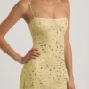 Robe courte transparente à encolure carrée et ornements Averie, couleur jaune Robe courte transparente à encolure carrée et ornements Averie, couleur jaune