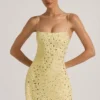 Robe courte transparente à encolure carrée et ornements Averie, couleur jaune Robe courte transparente à encolure carrée et ornements Averie, couleur jaune