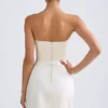 Robe courte tulipe structurée à bandeau Haisley, couleur ivoire Robe courte tulipe structurée à bandeau Haisley, couleur ivoire