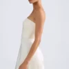 Robe courte tulipe structurée à bandeau Haisley, couleur ivoire Robe courte tulipe structurée à bandeau Haisley, couleur ivoire