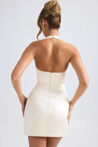 Robe courte tulipe structurée à dos nu Harmonia, couleur ivoire