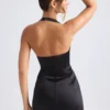 Robe courte tulipe structurée à dos nu Harmonia, en noir Robe courte tulipe structurée à dos nu Harmonia, en noir