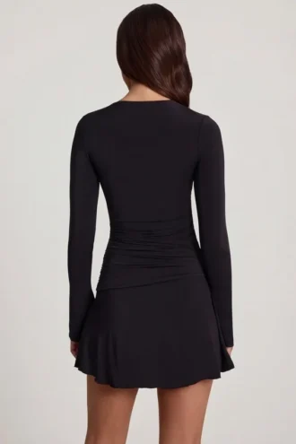 Robe courte évasée à encolure dégagée en jersey doux Carielle, couleur noir