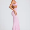 Robe de soirée Bella à découpes et bordures contrastées, rose pâle Robe de soirée Bella à découpes et bordures contrastées, rose pâle