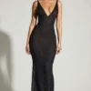 Robe de soirée Colmar à encolure plongeante et ornements, en noir Robe de soirée Colmar à encolure plongeante et ornements, en noir