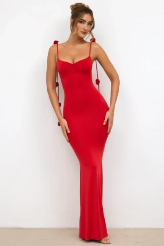 Robe de soirée en jersey moulant Aldona avec détails roses, rouge écarlate