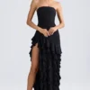 Robe de soirée sans bretelles Diletta à volants, en noir Robe de soirée sans bretelles Diletta à volants, en noir