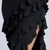 Robe de soirée à volants et empiècements Aurelie en noir Robe de soirée à volants et empiècements Aurelie en noir