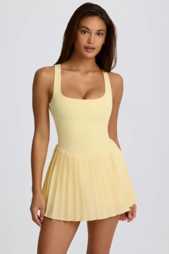 Robe de tennis plissée Soft Active à dos nu, couleur citron