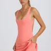 Robe de tennis Soft Active à dos nu, couleur corail Robe de tennis Soft Active à dos nu, couleur corail