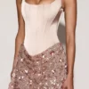 Robe Eira à corset en satin et jupe ornée, couleur or rose Robe Eira à corset en satin et jupe ornée, couleur or rose