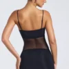 Robe Eislyn à empiècements transparents et fronces, en noir Robe Eislyn à empiècements transparents et fronces, en noir