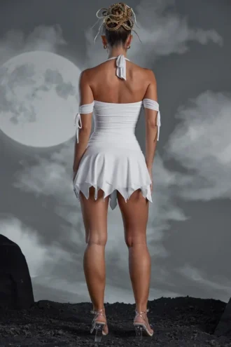 Robe Elvyra à lacets et col licou, en blanc