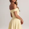Robe Jaida en modal, à épaules dénudées et coupe trapèze, couleur sorbet citron Robe Jaida en modal, à épaules dénudées et coupe trapèze, couleur sorbet citron