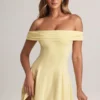 Robe Jaida en modal, à épaules dénudées et coupe trapèze, couleur sorbet citron Robe Jaida en modal, à épaules dénudées et coupe trapèze, couleur sorbet citron