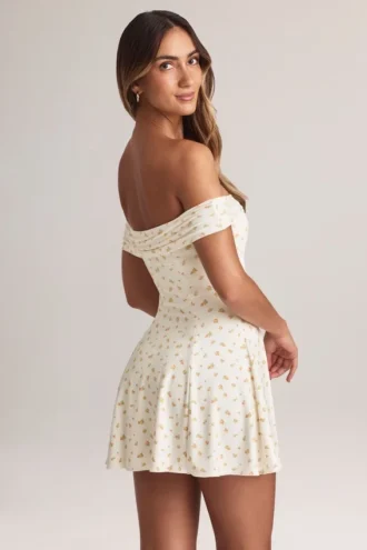 Robe Jaida en modal à épaules dénudées et coupe trapèze, imprimé floral