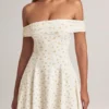 Robe Jaida en modal à épaules dénudées et coupe trapèze, imprimé floral Robe Jaida en modal à épaules dénudées et coupe trapèze, imprimé floral