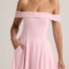 Robe Jaida en modal, à épaules dénudées et coupe trapèze, rose pâle Robe Jaida en modal, à épaules dénudées et coupe trapèze, rose pâle