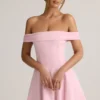 Robe Jaida en modal, à épaules dénudées et coupe trapèze, rose pâle Robe Jaida en modal, à épaules dénudées et coupe trapèze, rose pâle