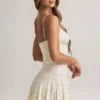 Robe Kelbie en modal froncé, coupe trapèze, imprimé floral Robe Kelbie en modal froncé, coupe trapèze, imprimé floral