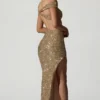 Robe longue asymétrique à découpes et ornements Persephone, couleur or Robe longue asymétrique à découpes et ornements Persephone, couleur or