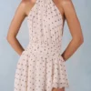 Robe longue asymétrique à dos nu Mariselle, imprimé à pois ivoire Robe longue asymétrique à dos nu Mariselle, imprimé à pois ivoire