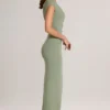 Robe longue asymétrique froncée Maude en modal, vert sauge Robe longue asymétrique froncée Maude en modal, vert sauge