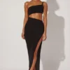 Robe longue asymétrique Ishtar en noir Robe longue asymétrique Ishtar en noir