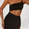 Robe longue asymétrique Ishtar en noir Robe longue asymétrique Ishtar en noir