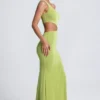 Robe longue asymétrique Rosalia avec détails métalliques, vert olive Robe longue asymétrique Rosalia avec détails métalliques, vert olive