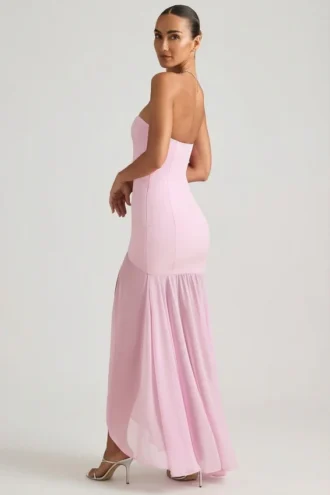 Robe longue asymétrique sans bretelles Melina, coupe en queue de poisson, rose pâle