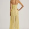 Robe longue asymétrique semi-transparente ornée Kerra, couleur jaune Robe longue asymétrique semi-transparente ornée Kerra, couleur jaune