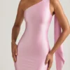 Robe longue asymétrique Sheril avec détail foulard, rose pâle Robe longue asymétrique Sheril avec détail foulard, rose pâle
