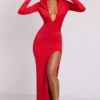 Robe longue à capuche et manches longues Desdemona, couleur rouge feu Robe longue à capuche et manches longues Desdemona, couleur rouge feu