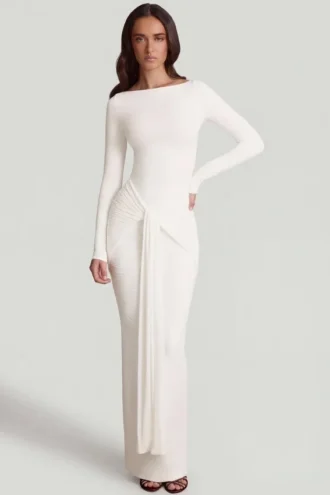 Robe longue à col bateau et fronces en jersey doux Mericia, couleur blanche