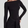 Robe longue à col bateau et fronces en jersey doux Mericia, couleur noir Robe longue à col bateau et fronces en jersey doux Mericia, couleur noir