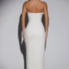 Robe longue à col bénitier et bandeau orné La Rochette, couleur ivoire Robe longue à col bénitier et bandeau orné La Rochette, couleur ivoire